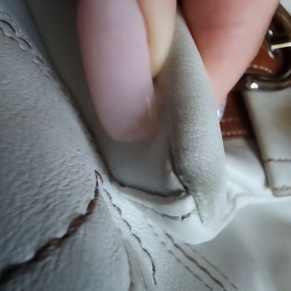 COA Coach Classic Soho White/Brown Leather Double Pocket Carry All Handbag - Picture 15 of 16